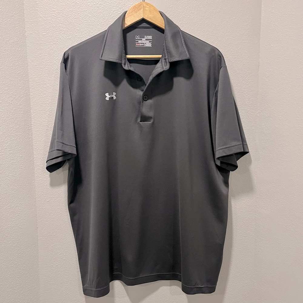 Men’s Dry Fit UnderArmour Heat Gear Shirt - XL